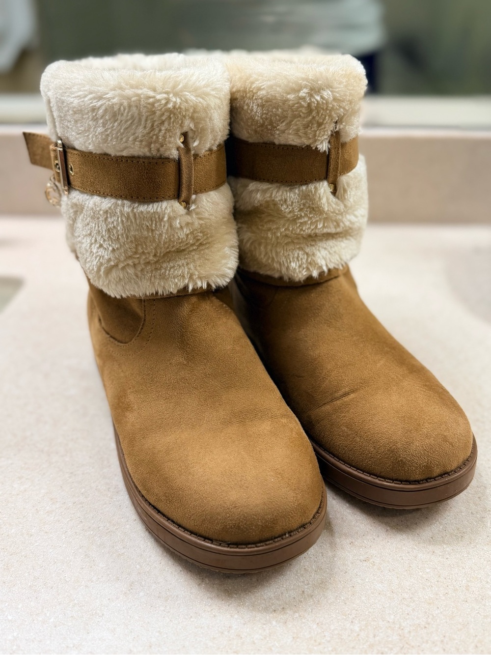 Women’s Faux Suede Fur-Lined Ankle Boots - Tan Sz 10 EUC